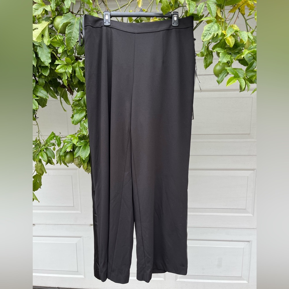 Adrianna Papell Plus Size  Dress Pants Black 16W NWT